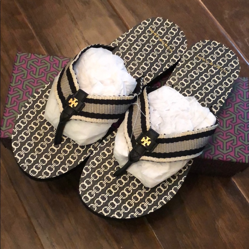 Tory Burch Gemini Link Flip Flop